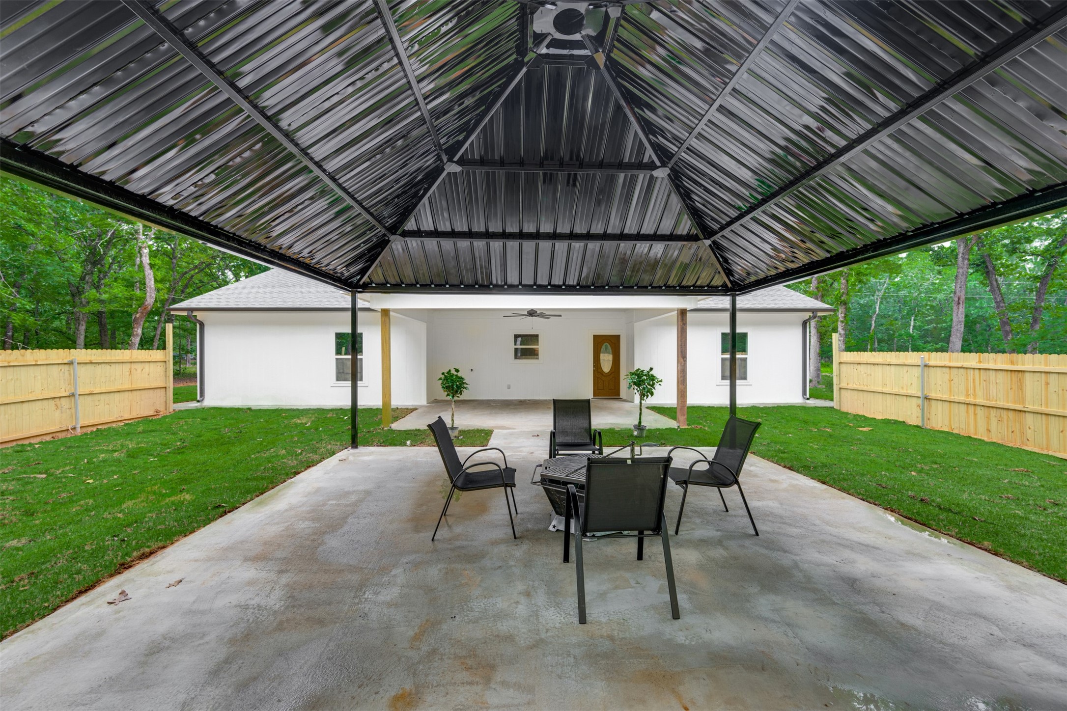 130 Private Road 35407 Sumner TX 75486