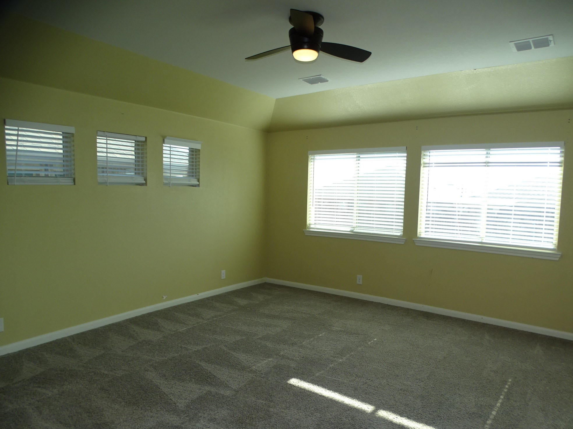 1128 Nighthawk Trail Alvarado TX 76009