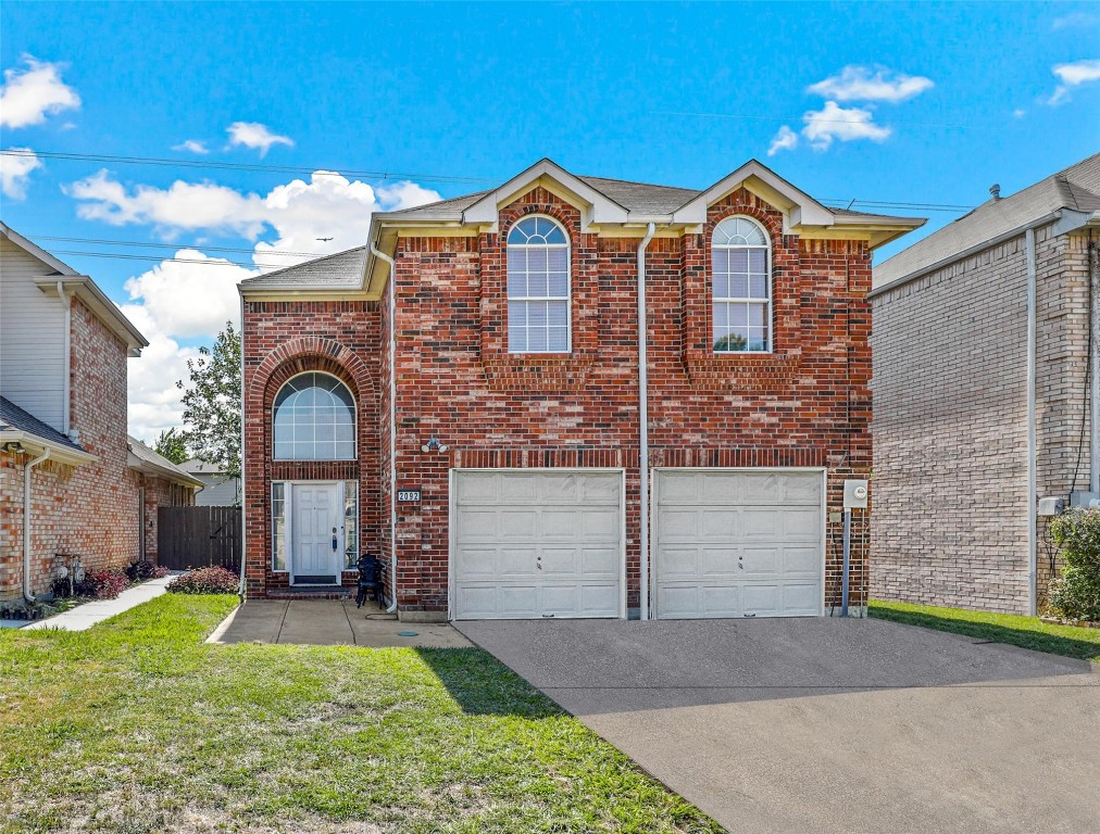 2092 Montclair Lane Lewisville TX 75067