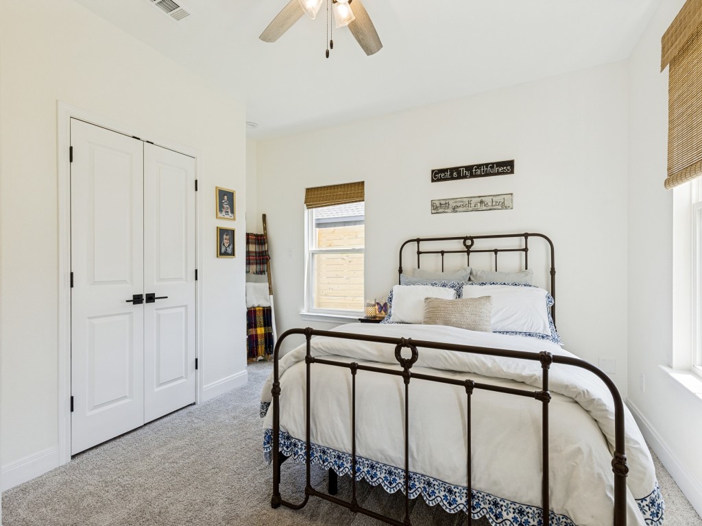 301 S Oak Street Boyd TX 76023