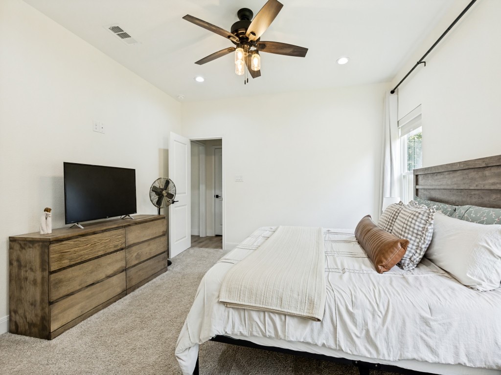 301 S Oak Street Boyd TX 76023