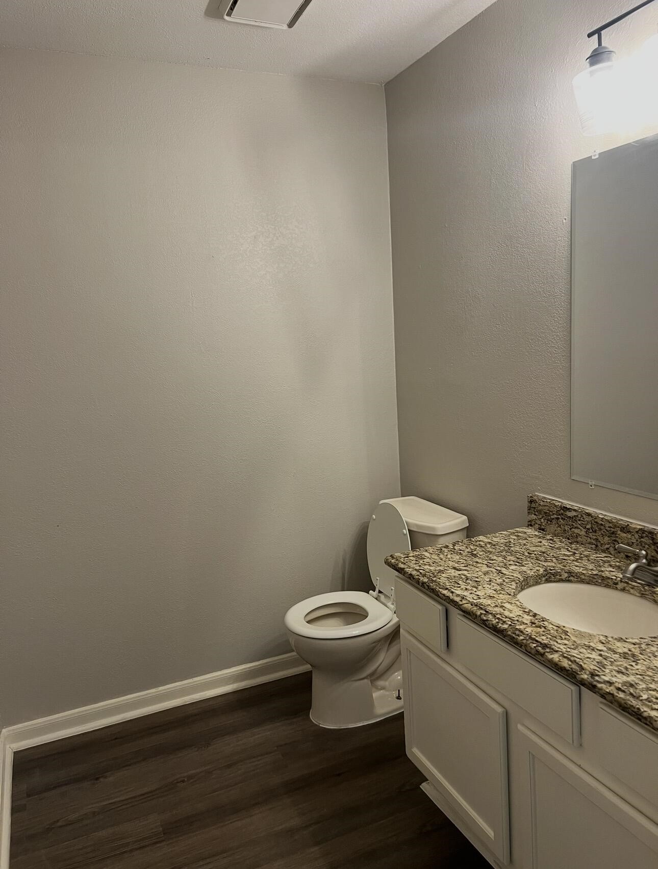 2462 Claremont Drive Grand Prairie TX 75052