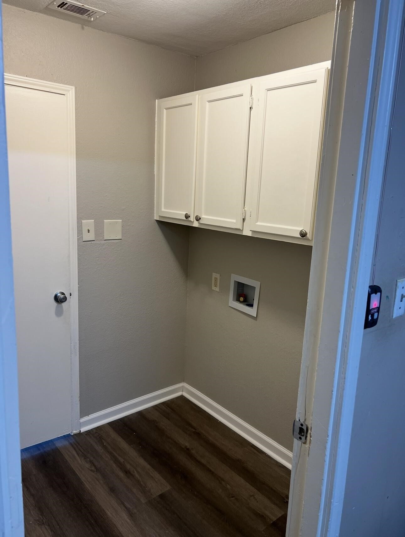2462 Claremont Drive Grand Prairie TX 75052
