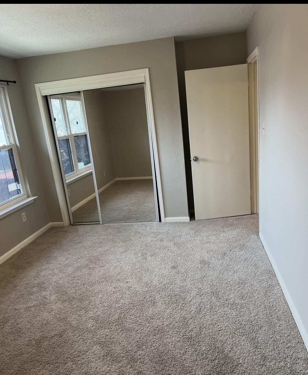 2462 Claremont Drive Grand Prairie TX 75052