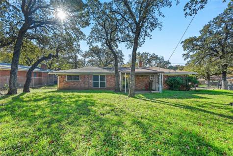 6401 Warrington Place Fort Worth TX 76112
