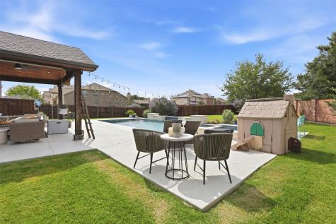 1101 Pennybaker Lane Mckinney TX 75071
