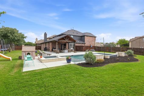 1101 Pennybaker Lane Mckinney TX 75071