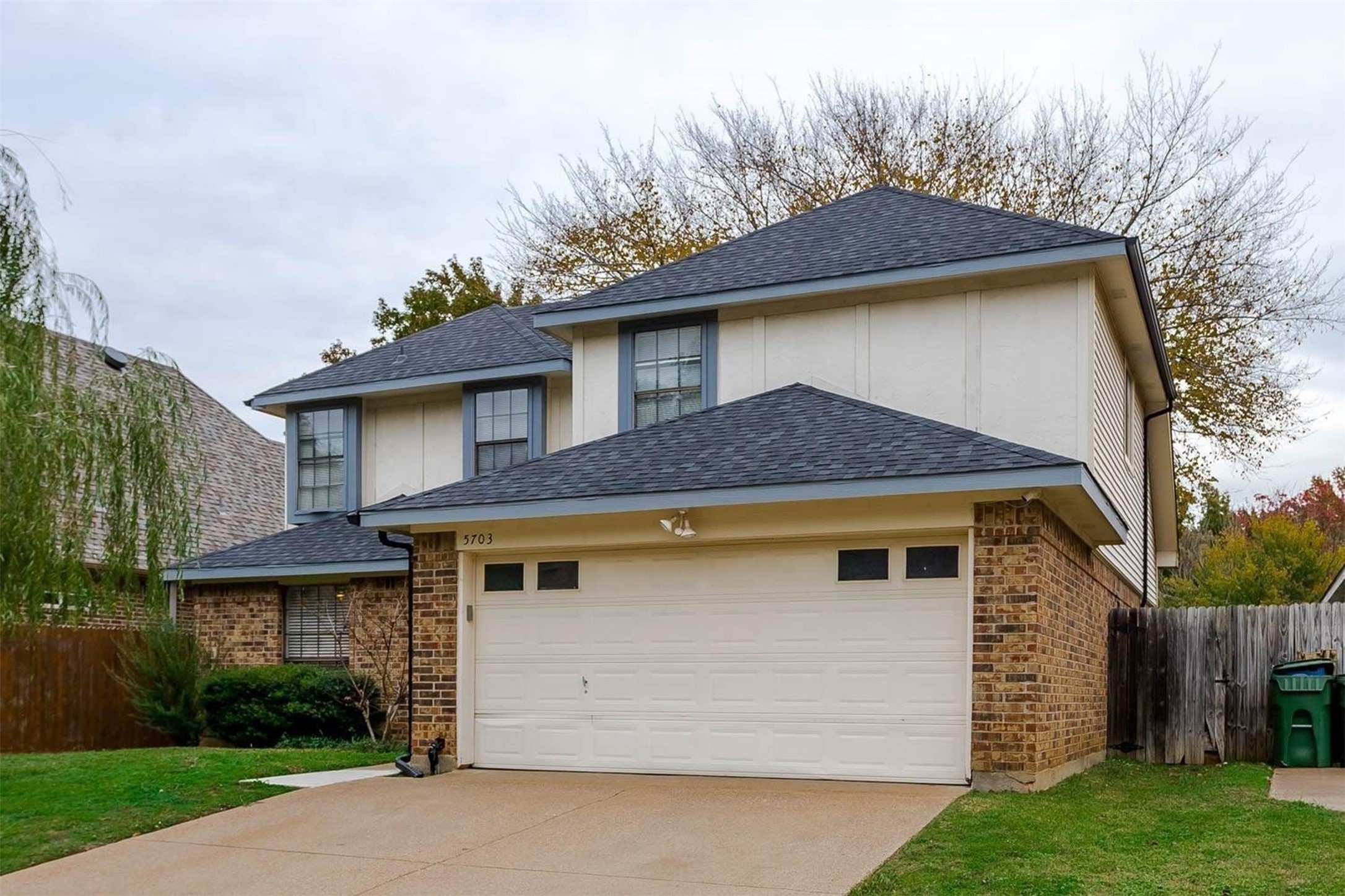 5703 Polo Club Drive Arlington TX 76017