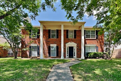 1313 Autumn Trail Lewisville TX 75067