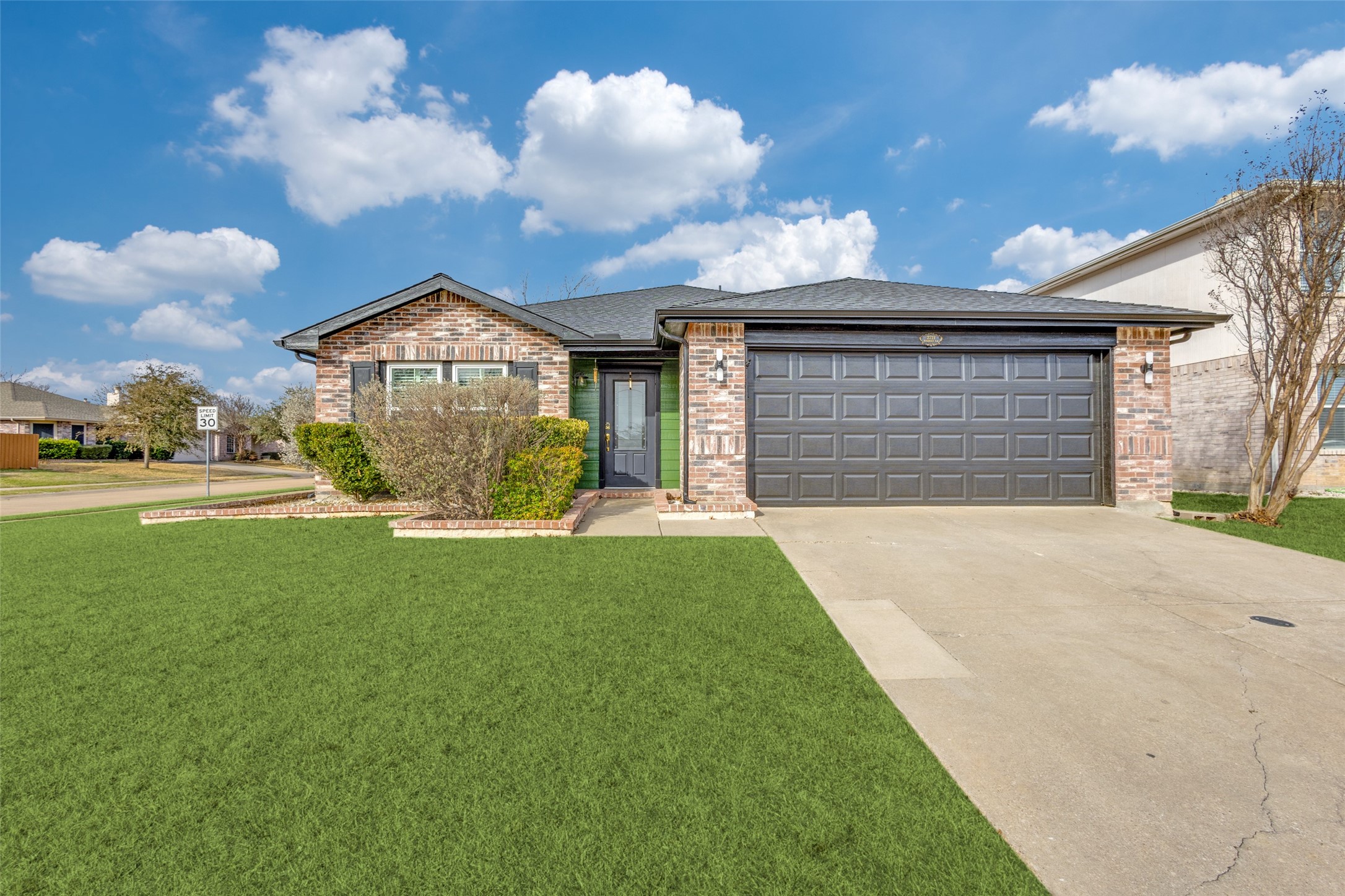 2721 Frontier Lane Mckinney TX 75071