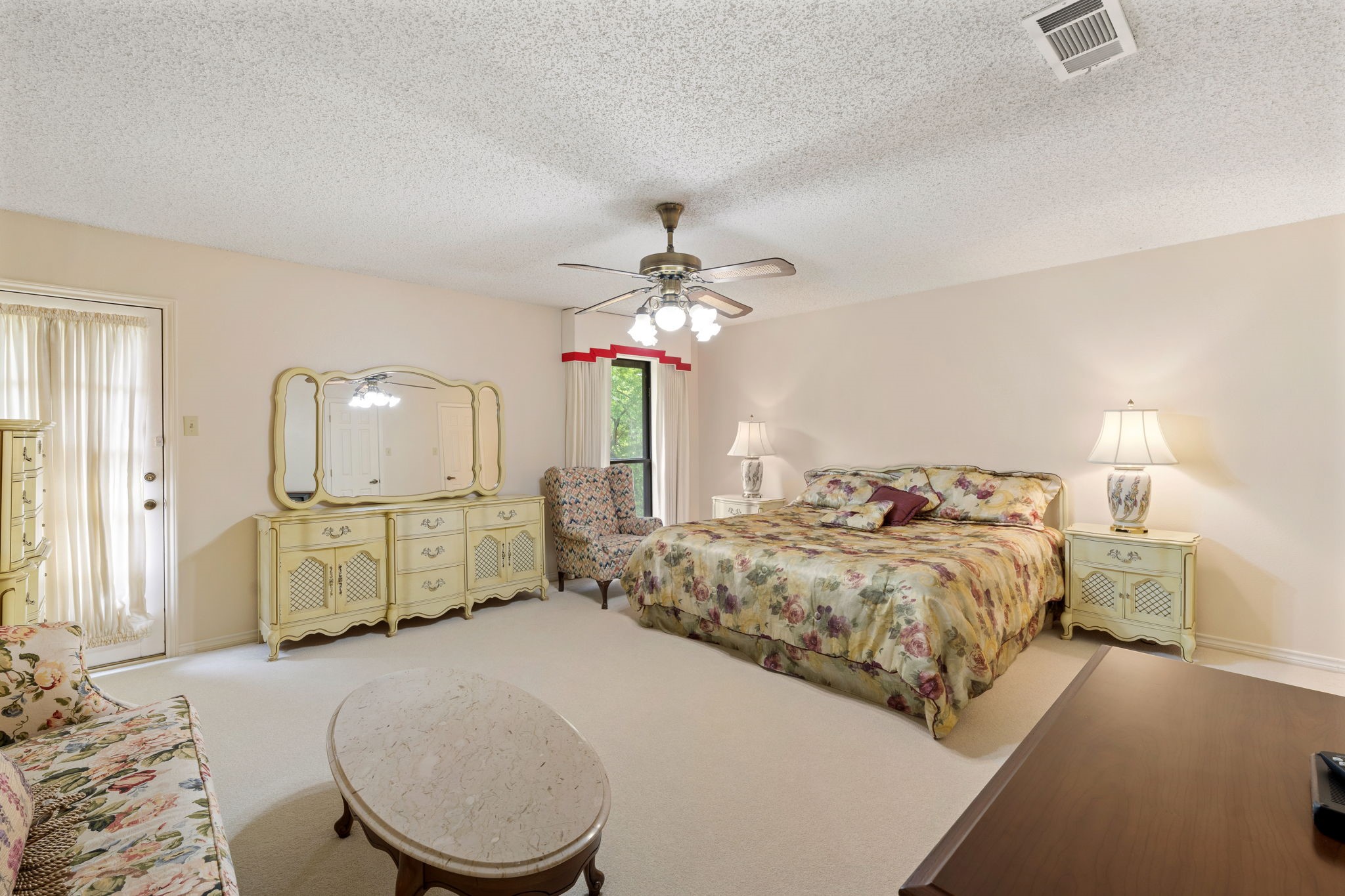 121 Nicklaus Nook Lancaster TX 75146