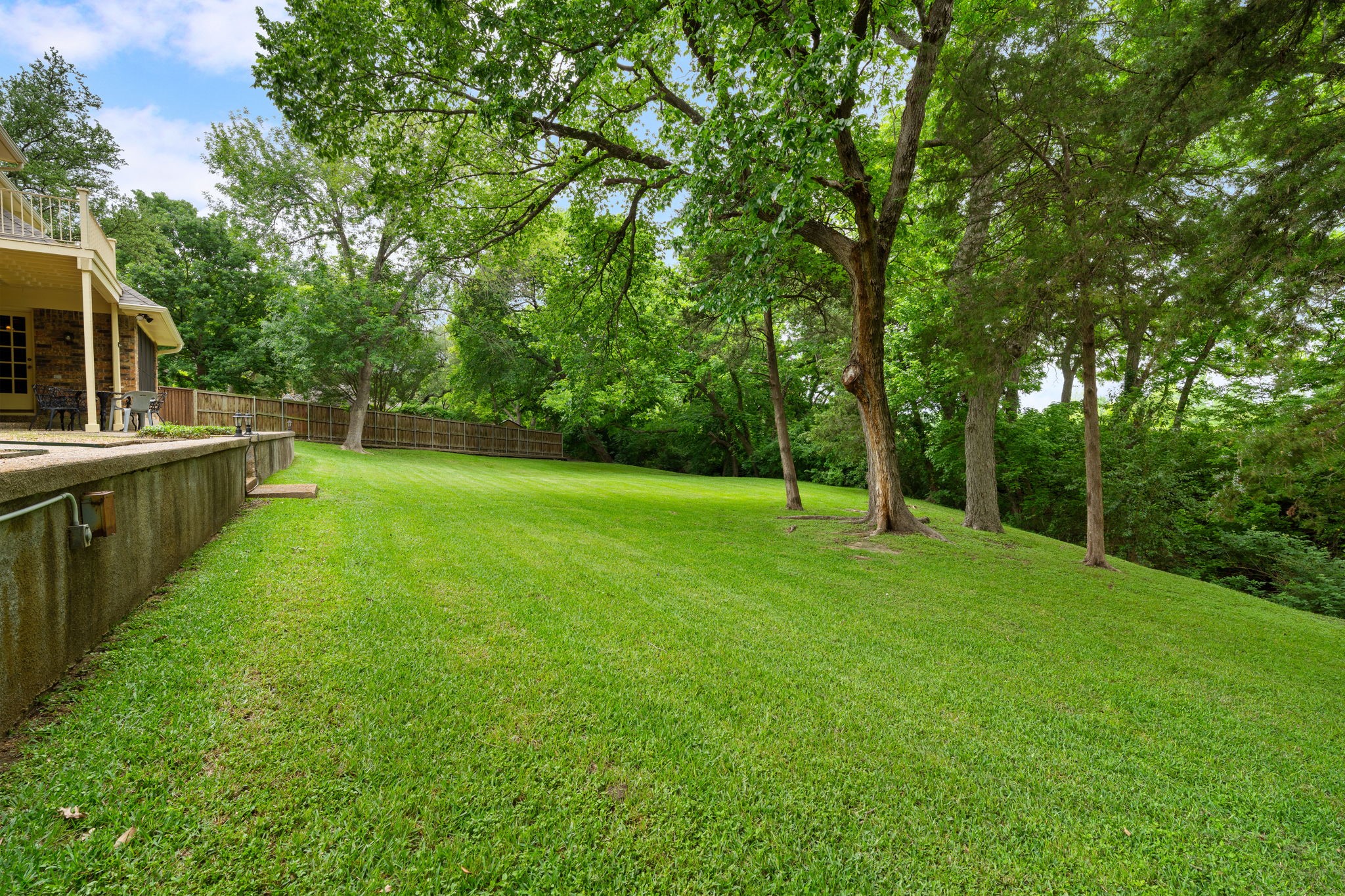 121 Nicklaus Nook Lancaster TX 75146