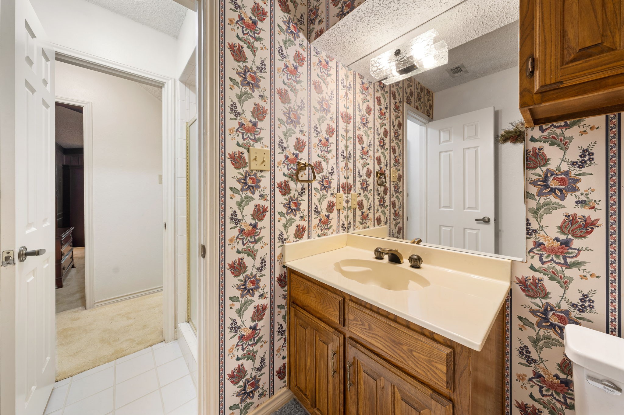 121 Nicklaus Nook Lancaster TX 75146