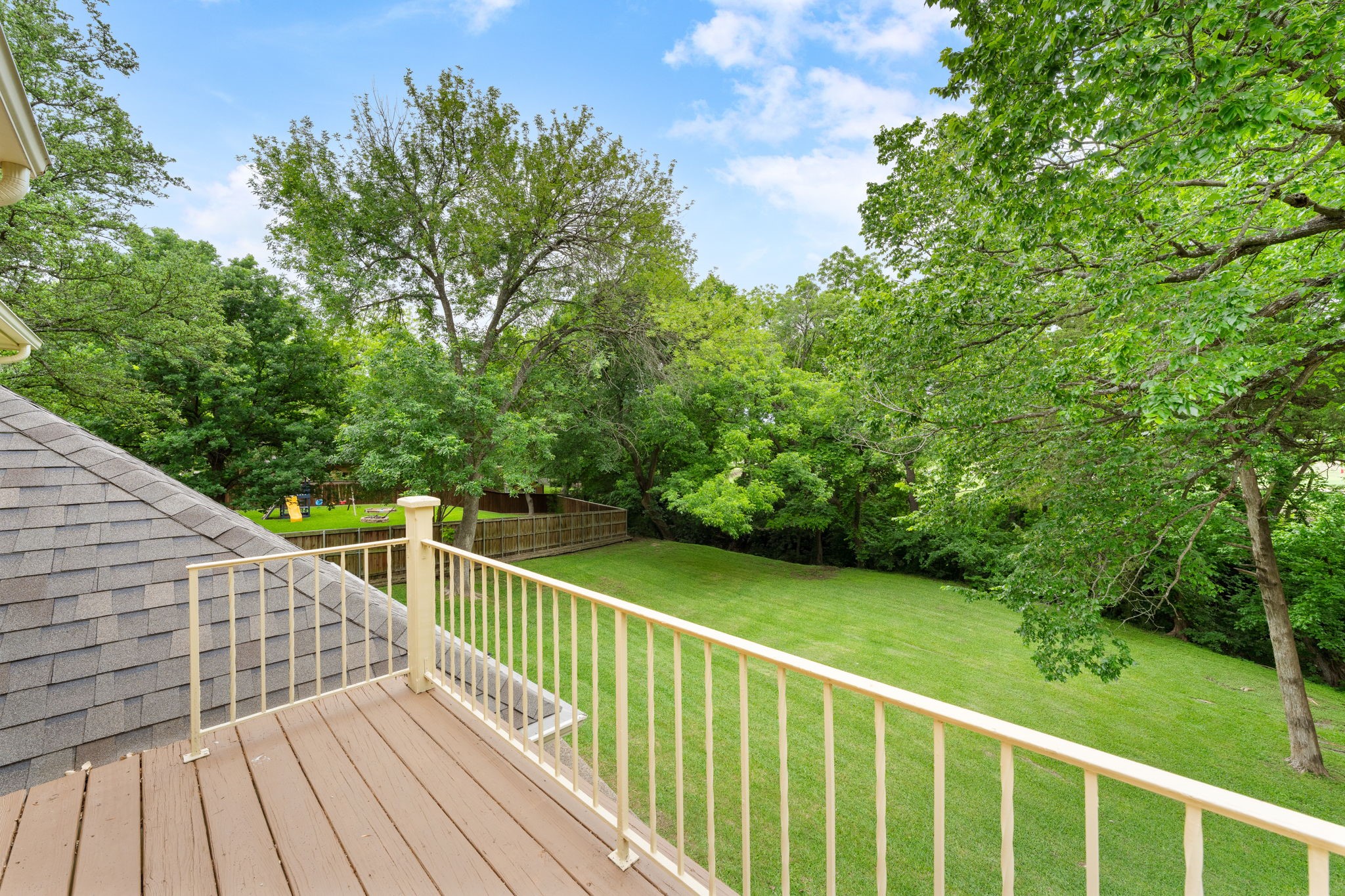 121 Nicklaus Nook Lancaster TX 75146