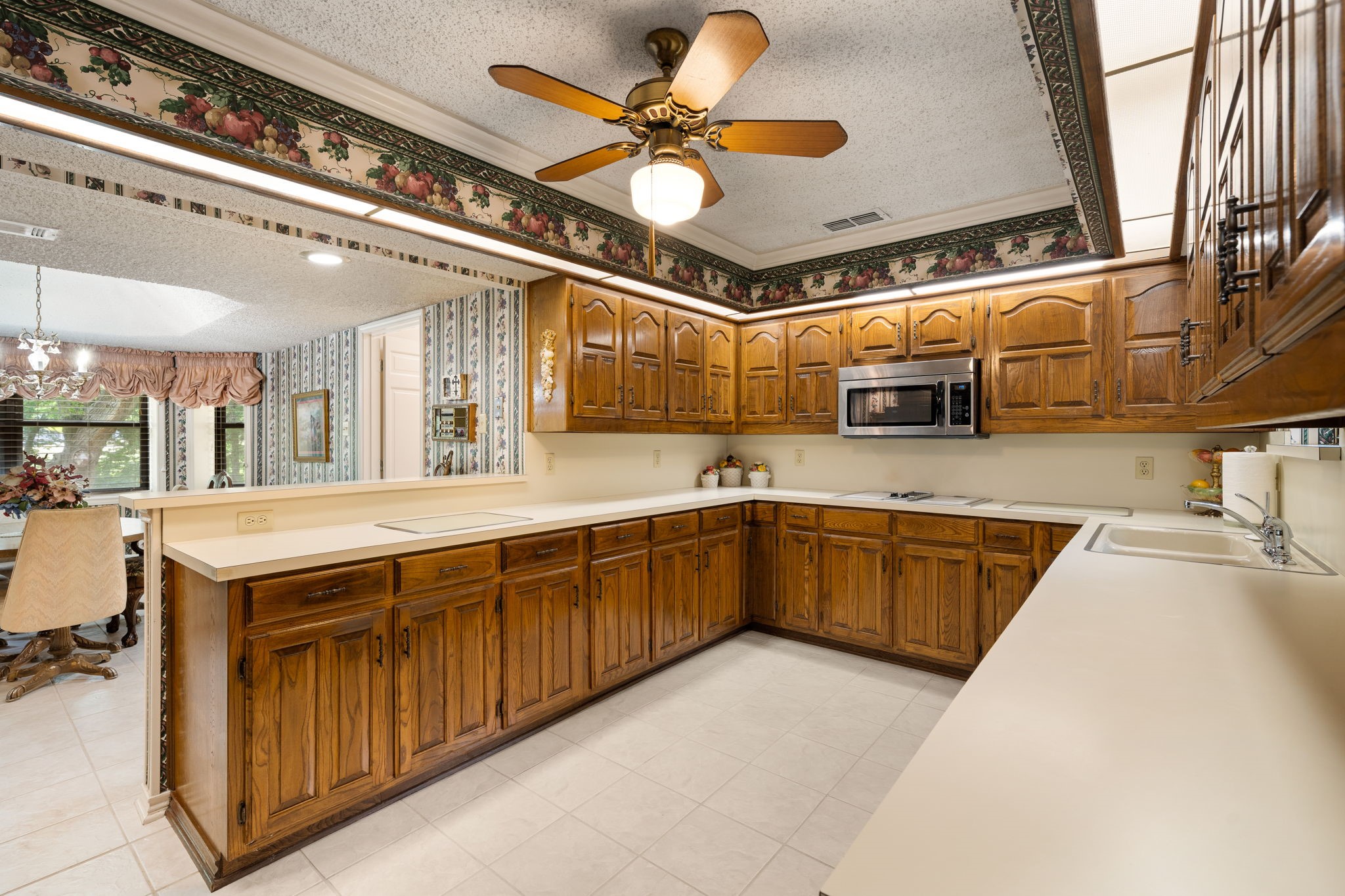 121 Nicklaus Nook Lancaster TX 75146