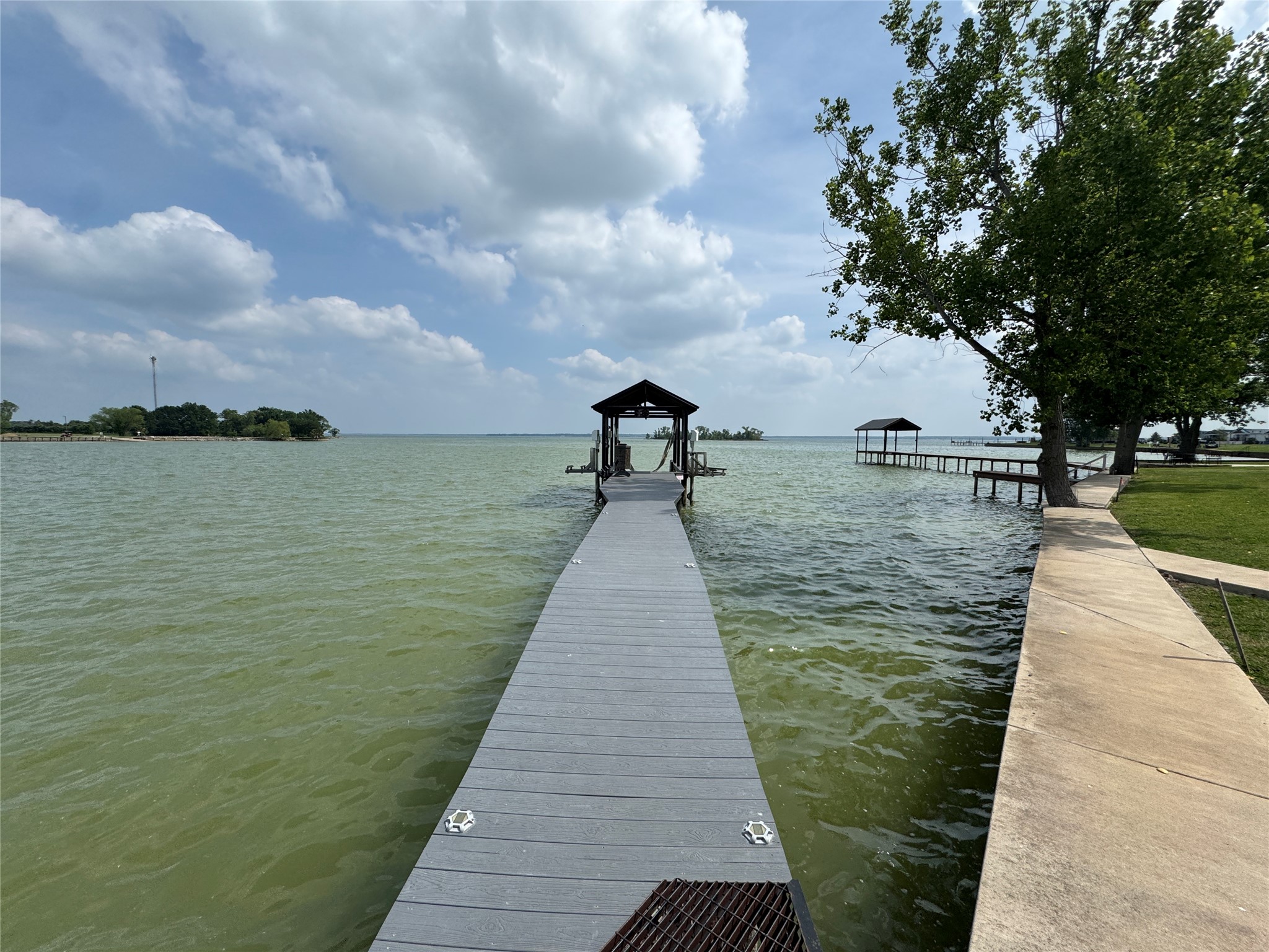 5000 Waterfront Road Kerens TX 75144