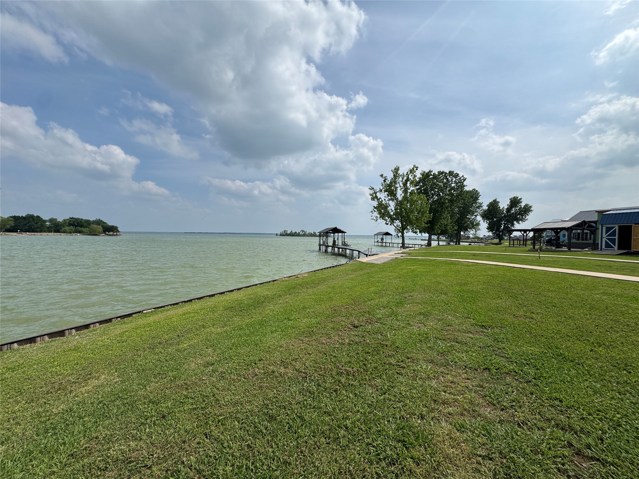 5000 Waterfront Road Kerens TX 75144