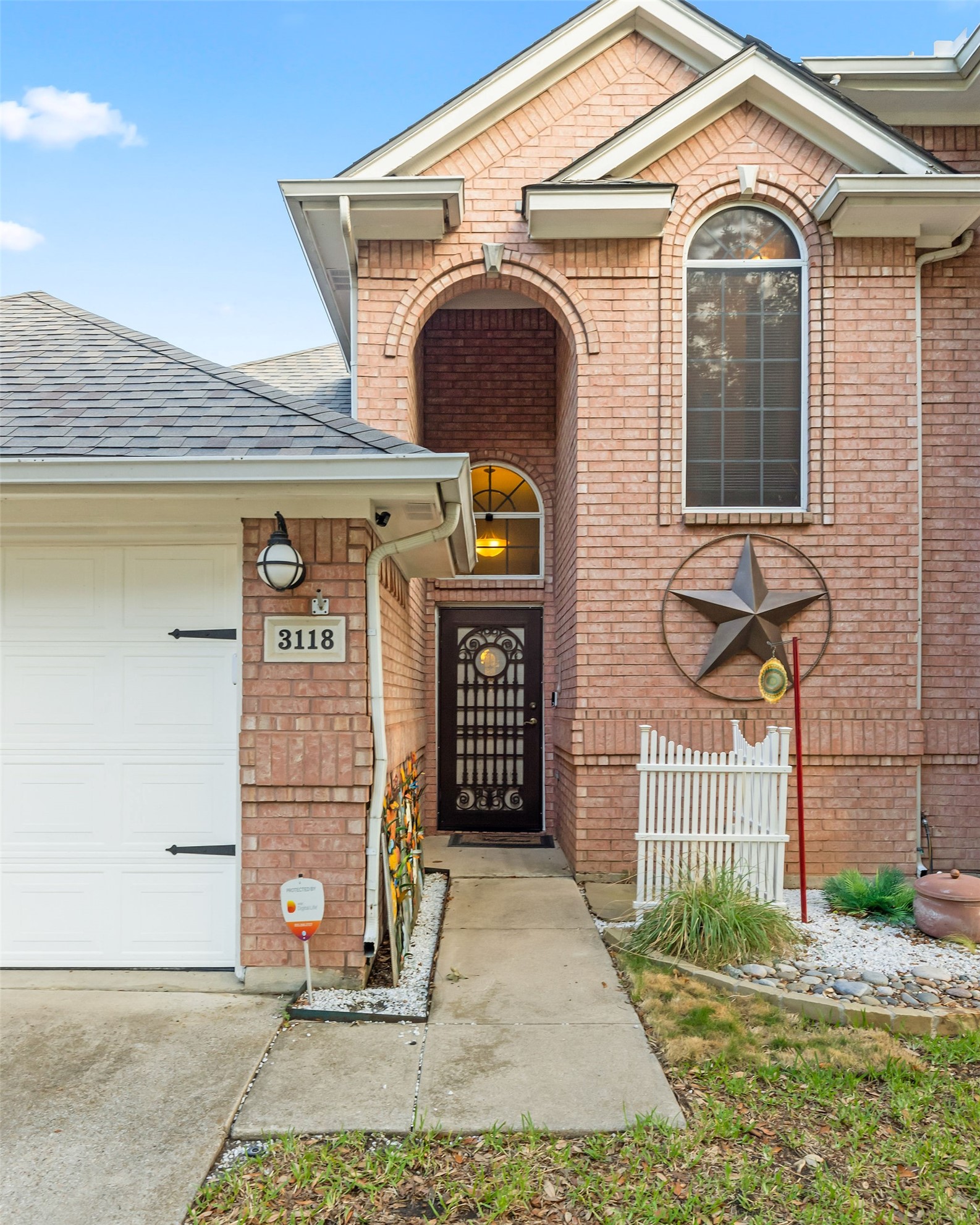 3118 Watercress Circle Arlington TX 76012