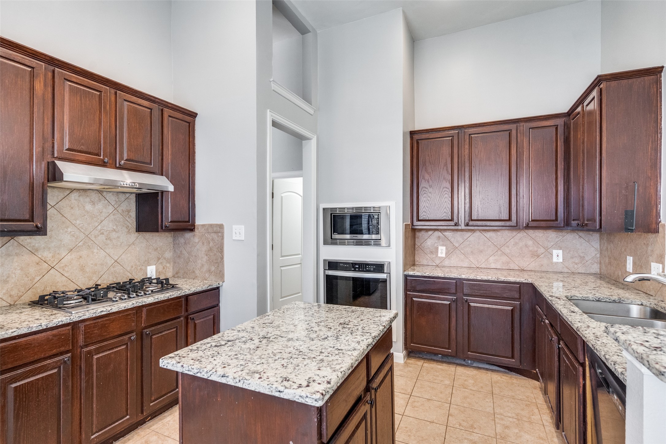 3117 Irvine Drive Carrollton TX 75007