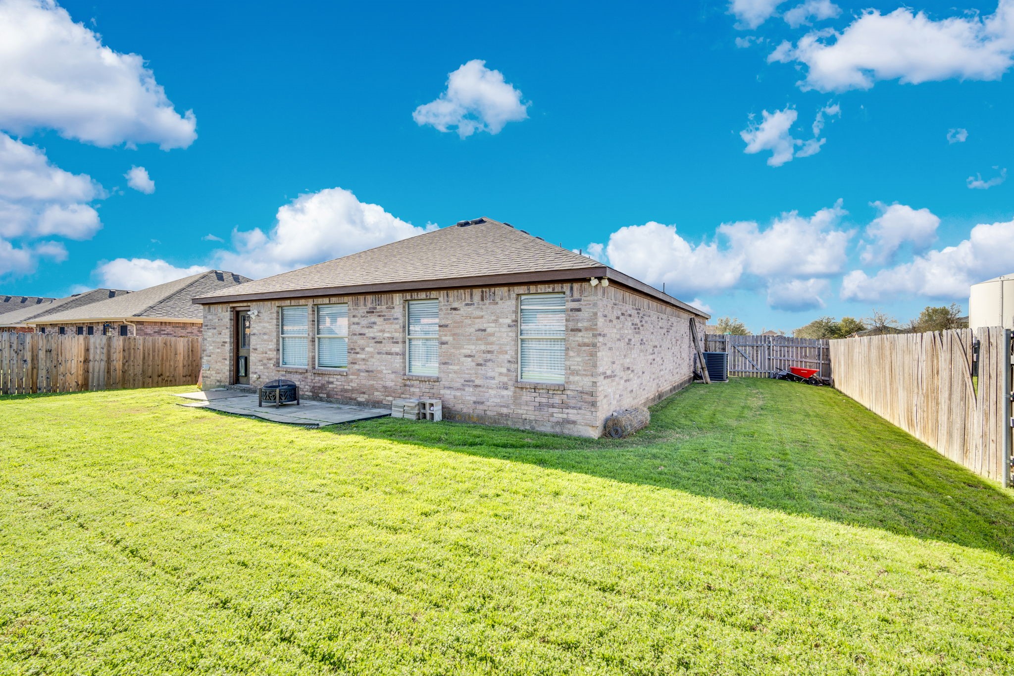 141 Ringneck Drive Sanger TX 76266
