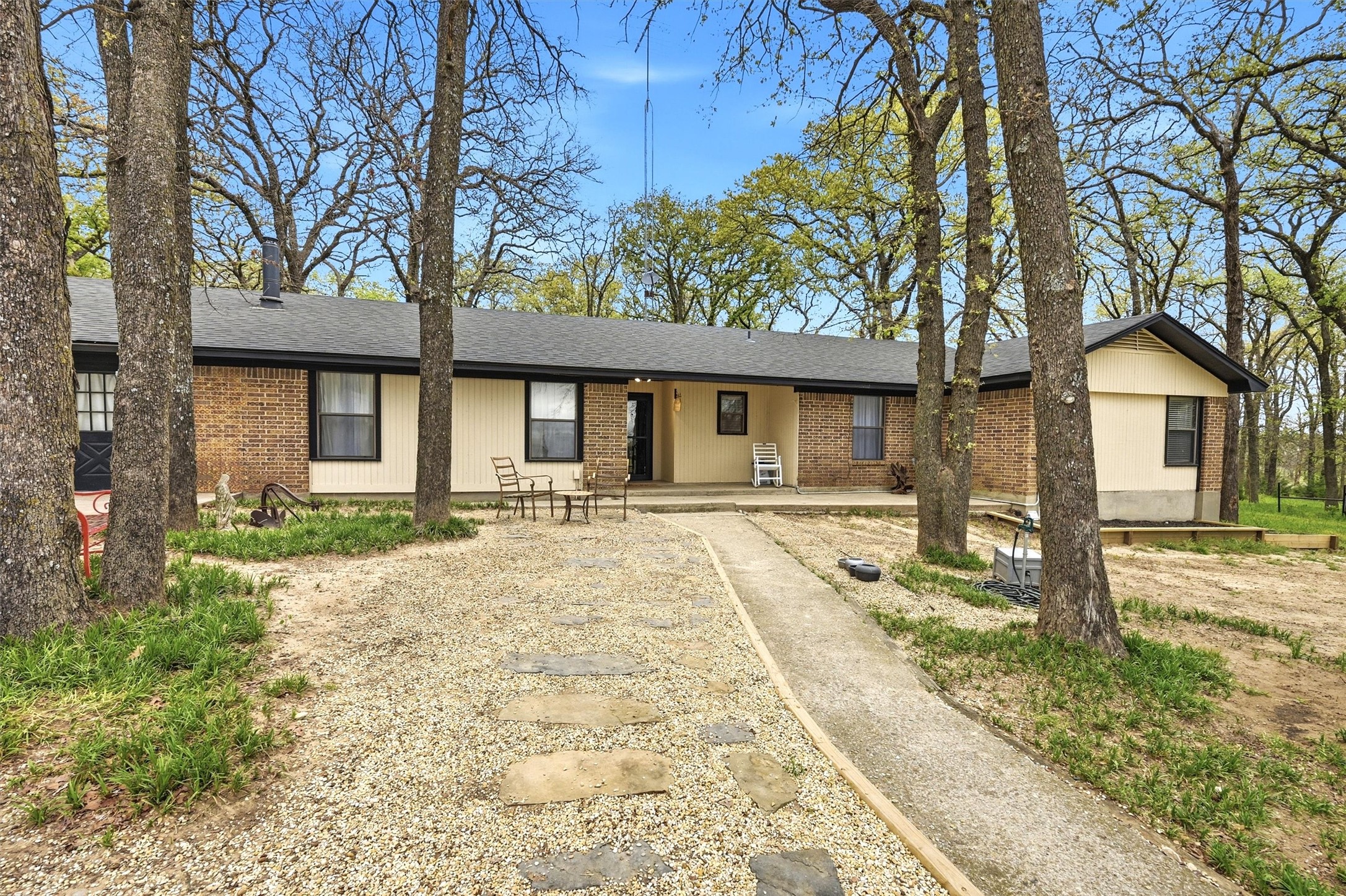 711 County Road 162 Gainesville TX 76240