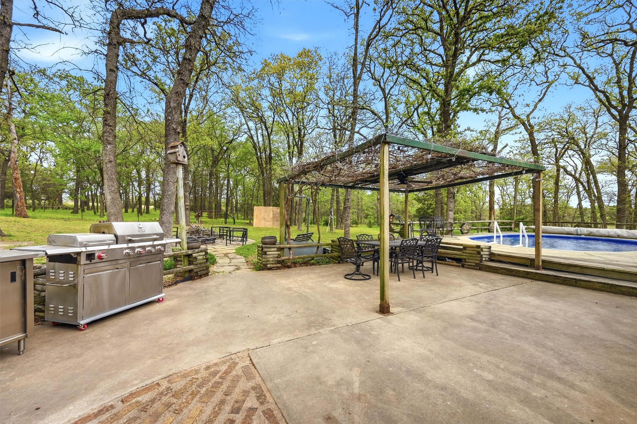 711 County Road 162 Gainesville TX 76240
