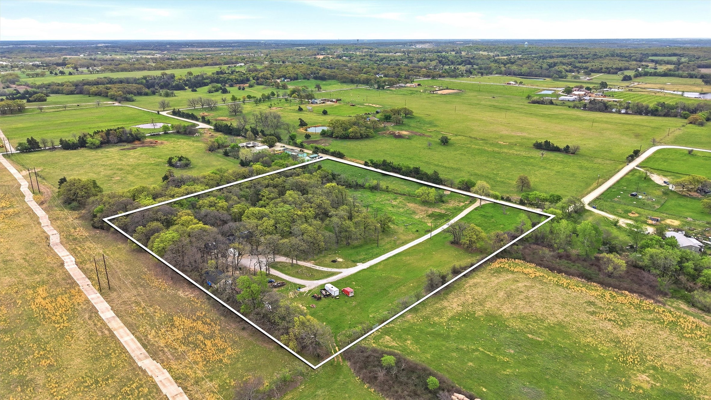 711 County Road 162 Gainesville TX 76240
