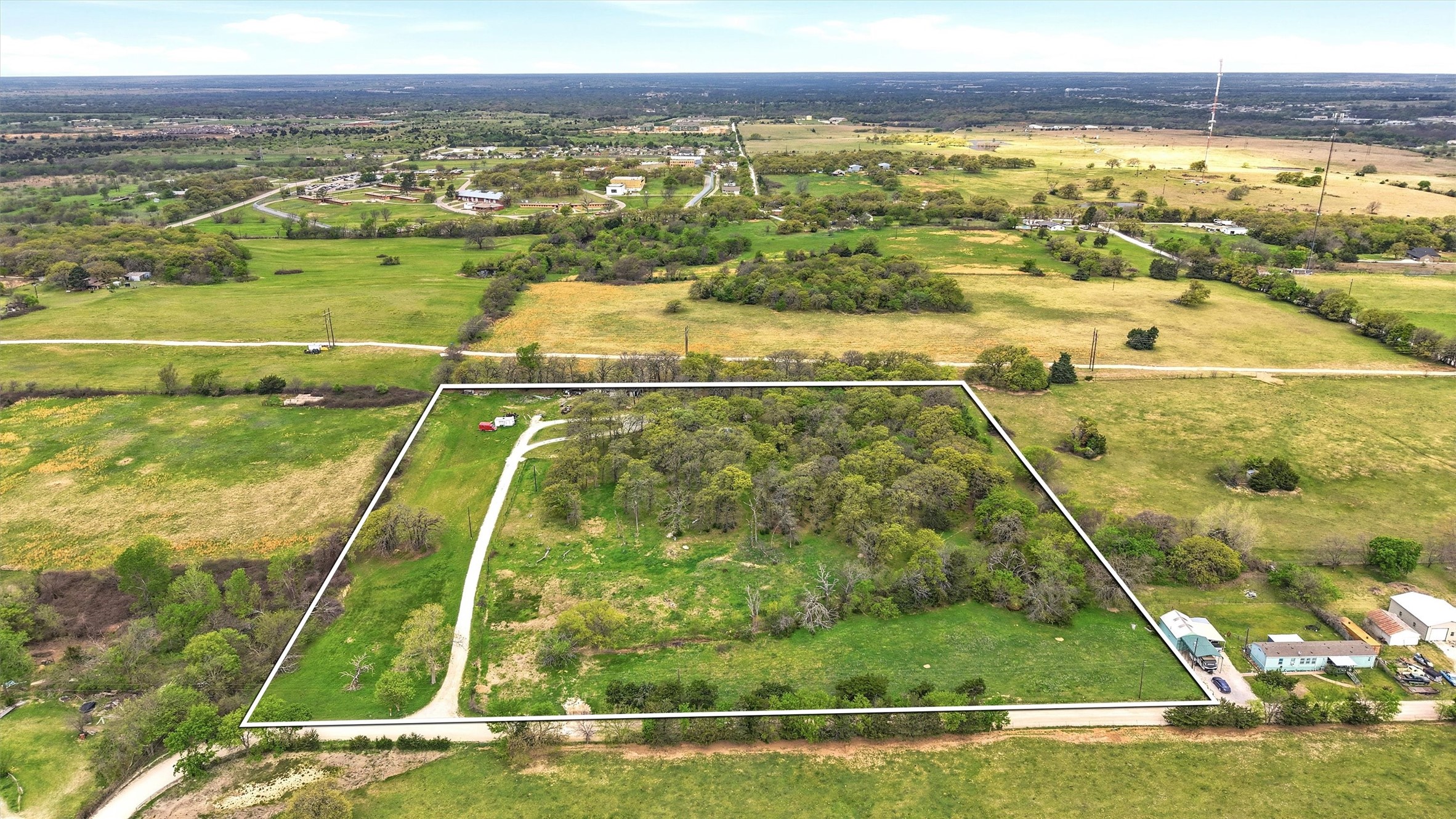 711 County Road 162 Gainesville TX 76240