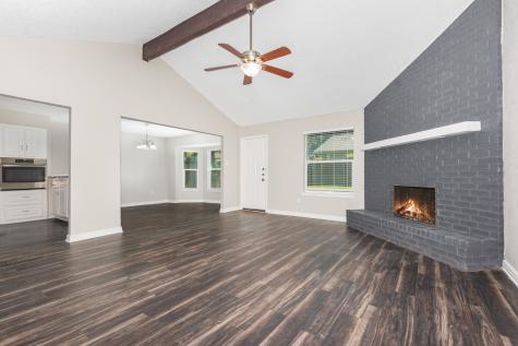 6908 Briardale Drive North Richland Hills TX 76182