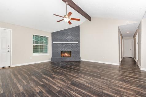 6908 Briardale Drive North Richland Hills TX 76182
