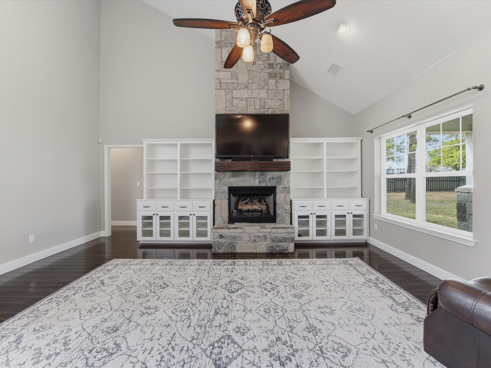 299 Briar Creek Lane Bowie TX 76230