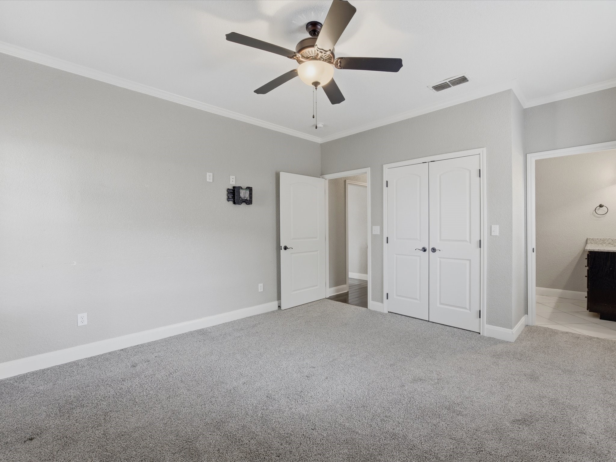 299 Briar Creek Lane Bowie TX 76230