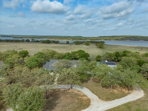 299 Briar Creek Lane Bowie TX 76230