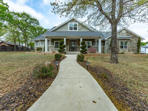 299 Briar Creek Lane Bowie TX 76230