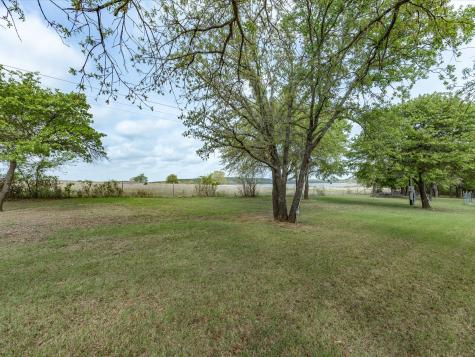 299 Briar Creek Lane Bowie TX 76230