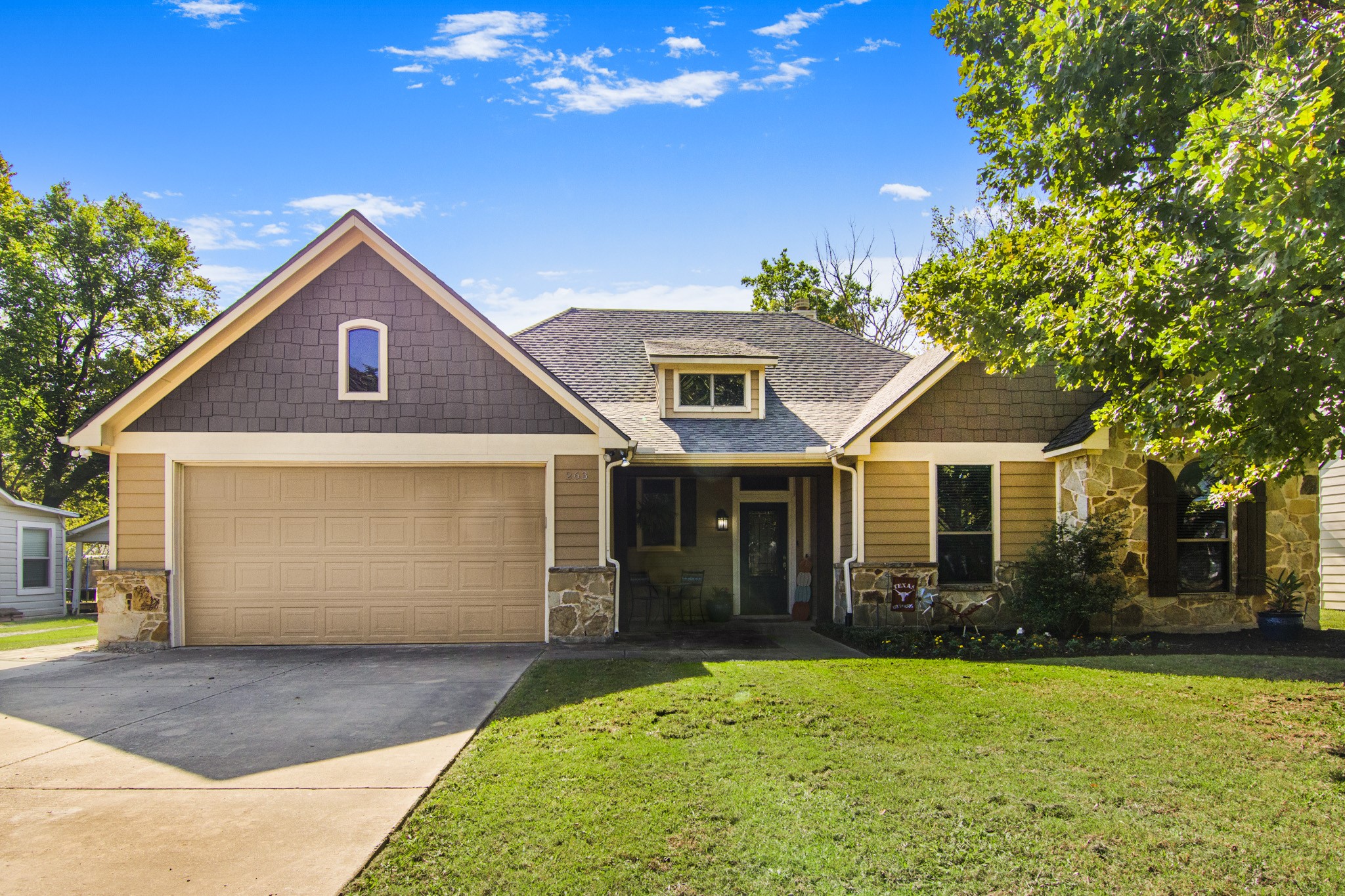 263 W Jefferson Street Van Alstyne TX 75495