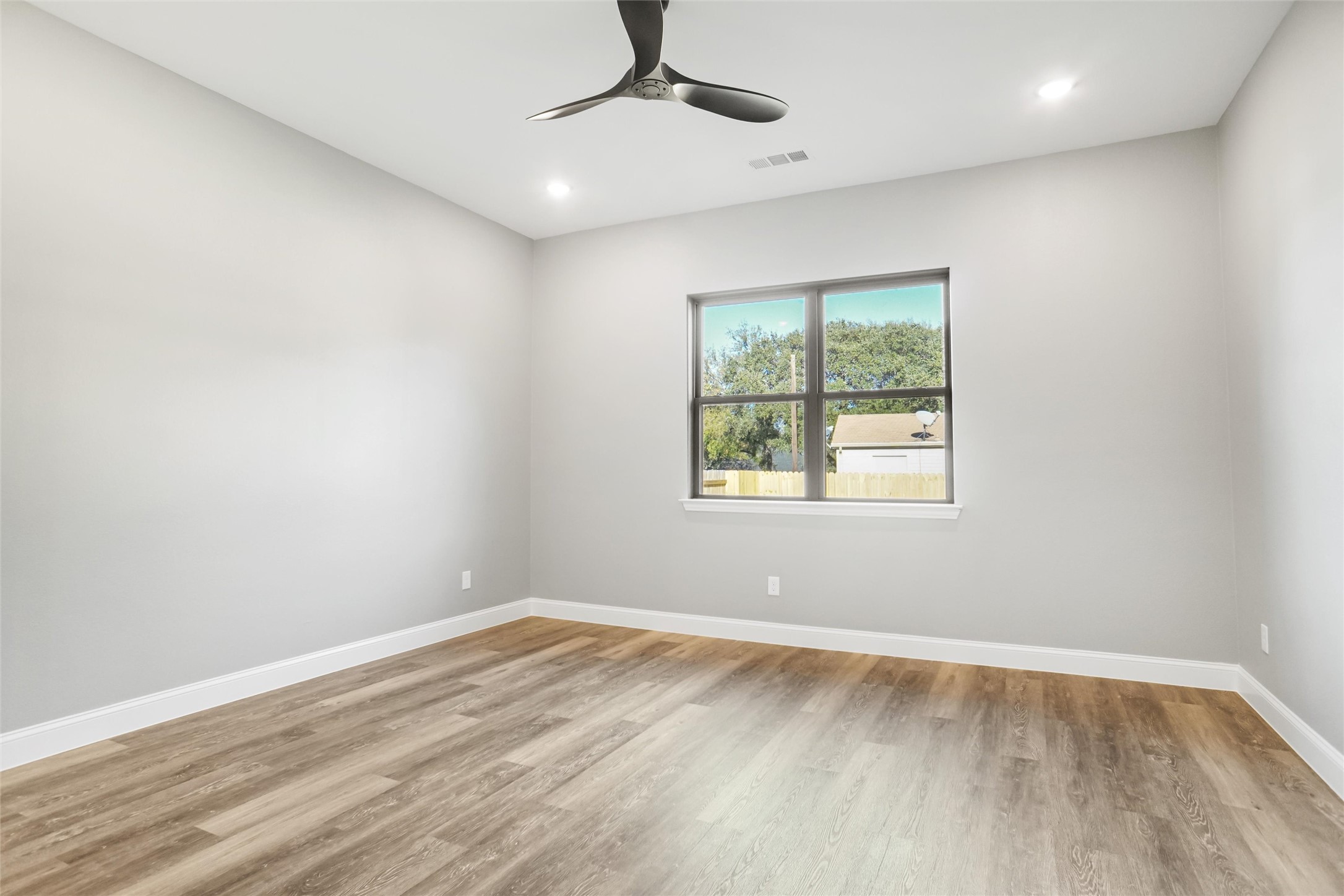 4913 Wichita Street Granbury TX 76048
