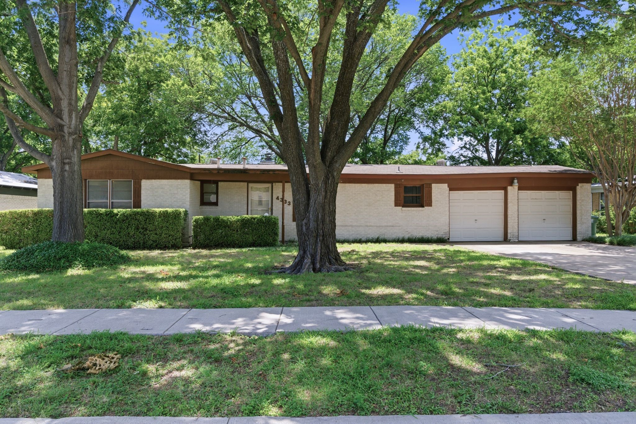 4333 Mackey Drive North Richland Hills TX 76180