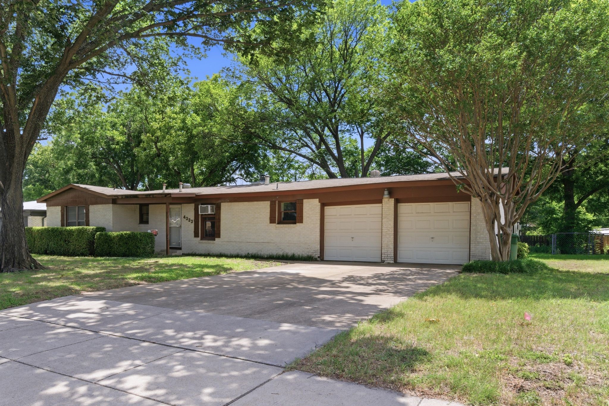 4333 Mackey Drive North Richland Hills TX 76180