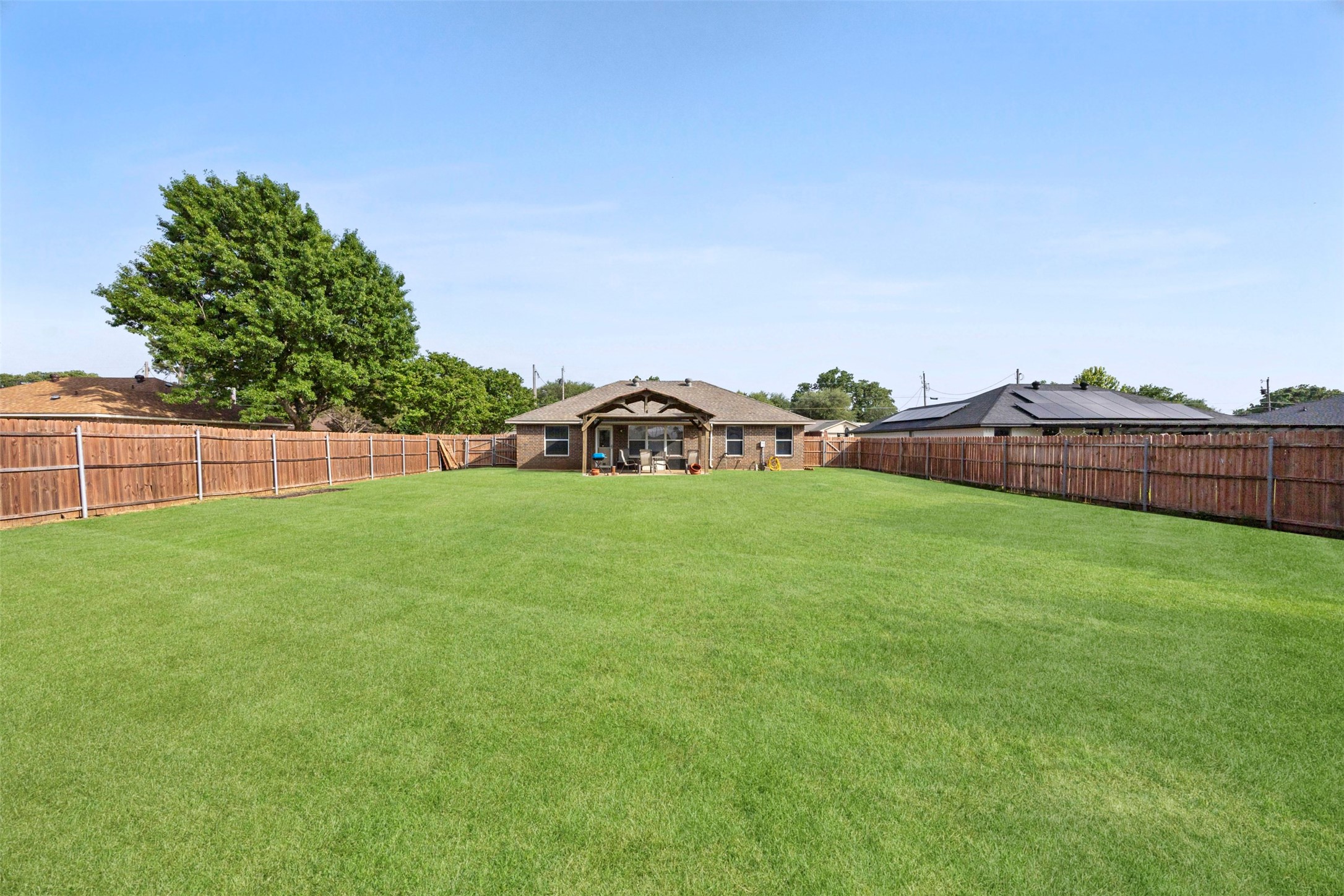 3928 Country Meadows Circle Granbury TX 76049