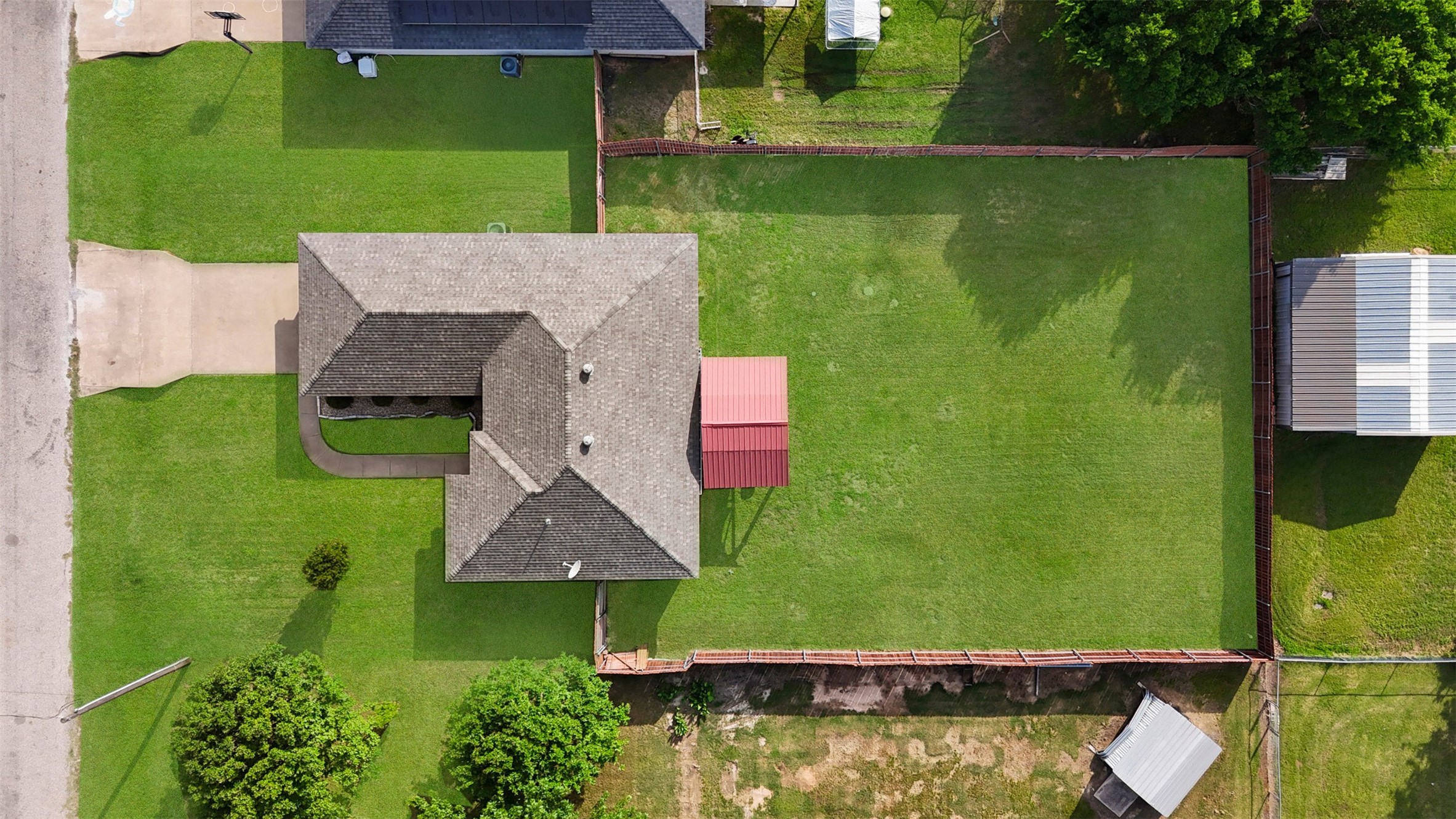 3928 Country Meadows Circle Granbury TX 76049
