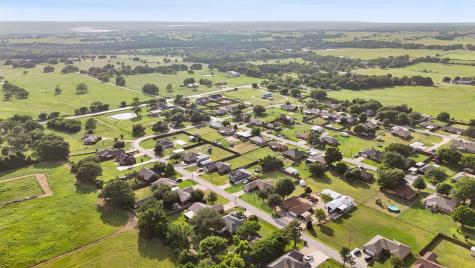 3928 Country Meadows Circle Granbury TX 76049