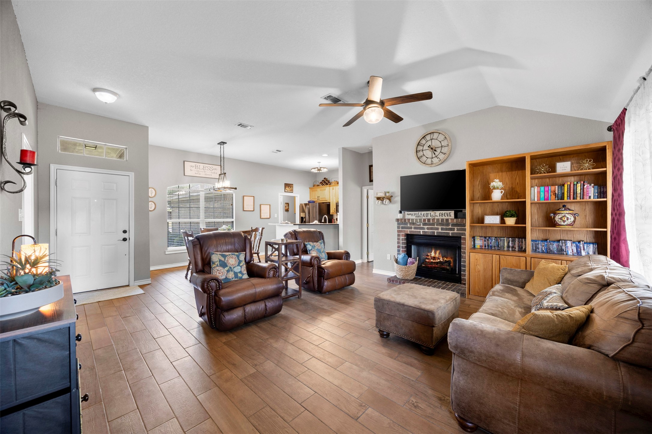 3928 Country Meadows Circle Granbury TX 76049