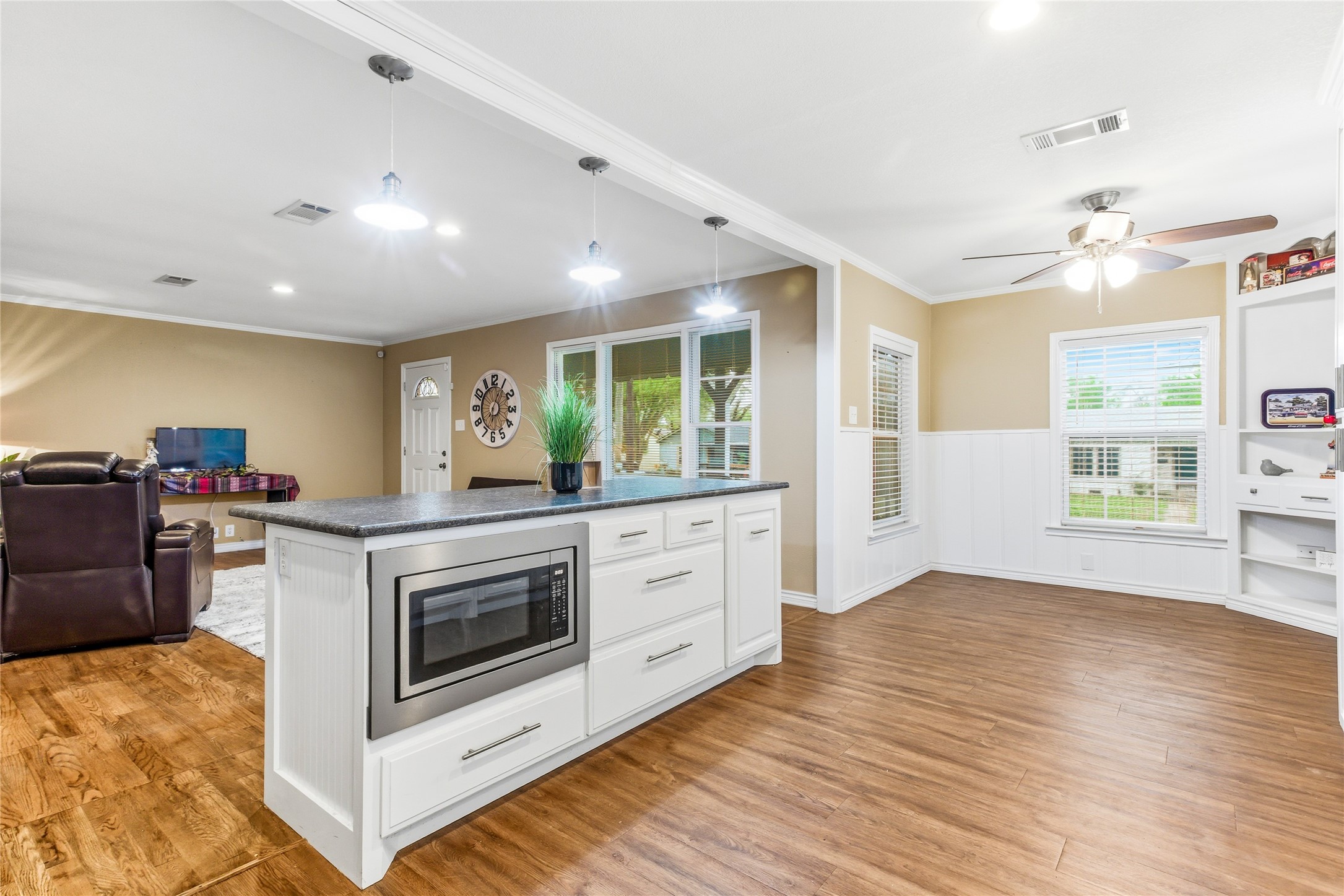 1825 N Highland Avenue Sherman TX 75092