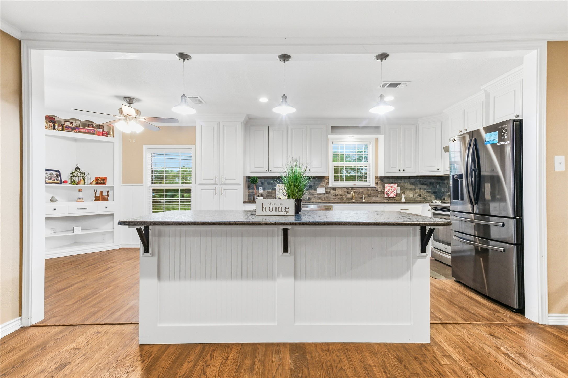 1825 N Highland Avenue Sherman TX 75092