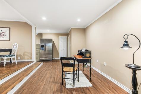 1825 N Highland Avenue Sherman TX 75092