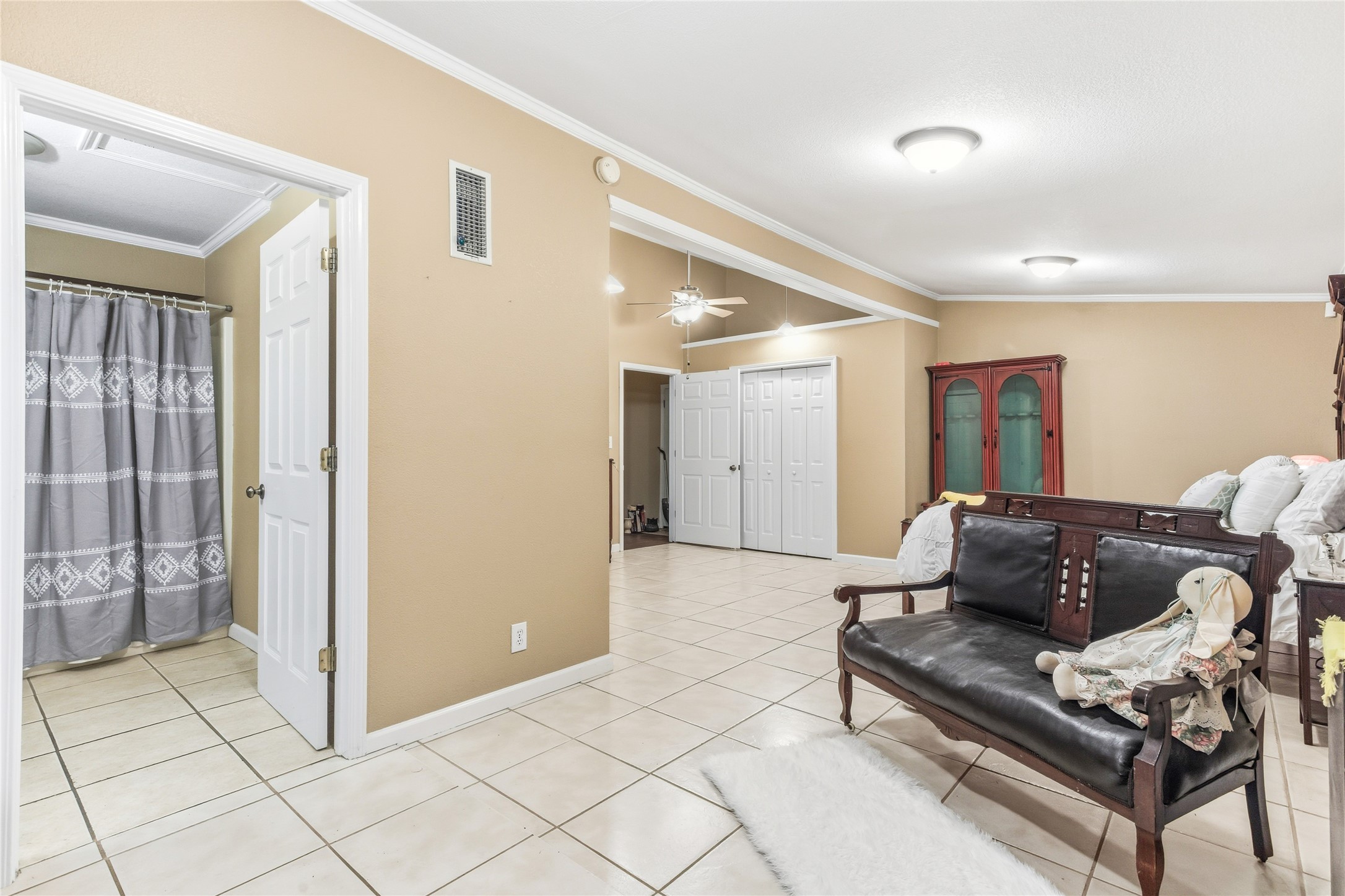 1825 N Highland Avenue Sherman TX 75092