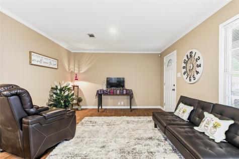 1825 N Highland Avenue Sherman TX 75092