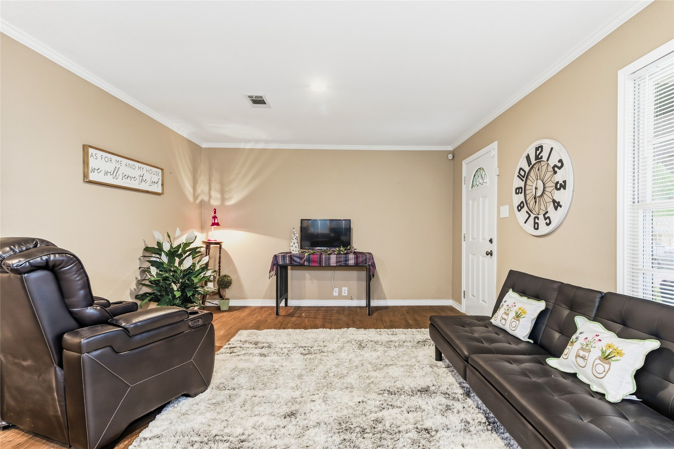 1825 N Highland Avenue Sherman TX 75092