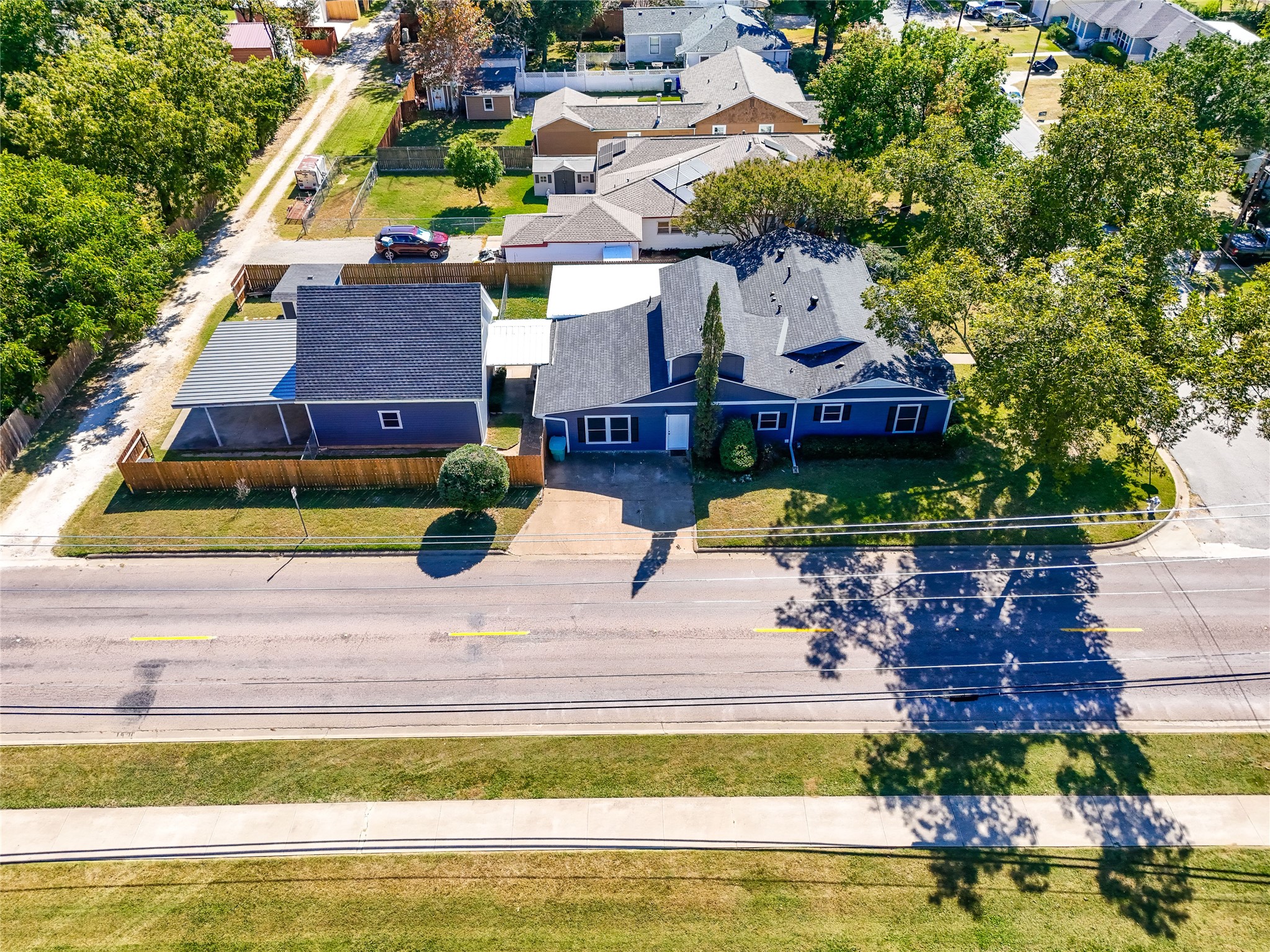1825 N Highland Avenue Sherman TX 75092
